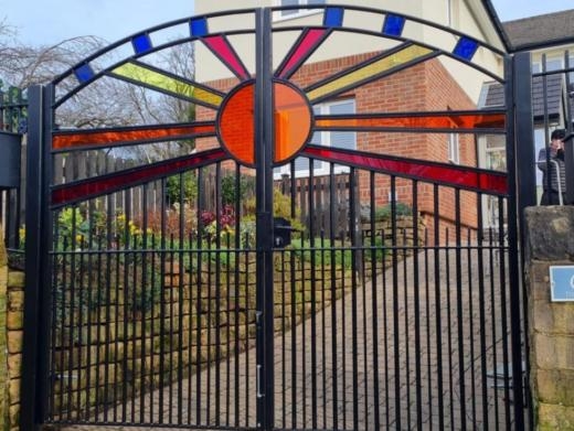 https://www.compositegates.net/composite-fencing website